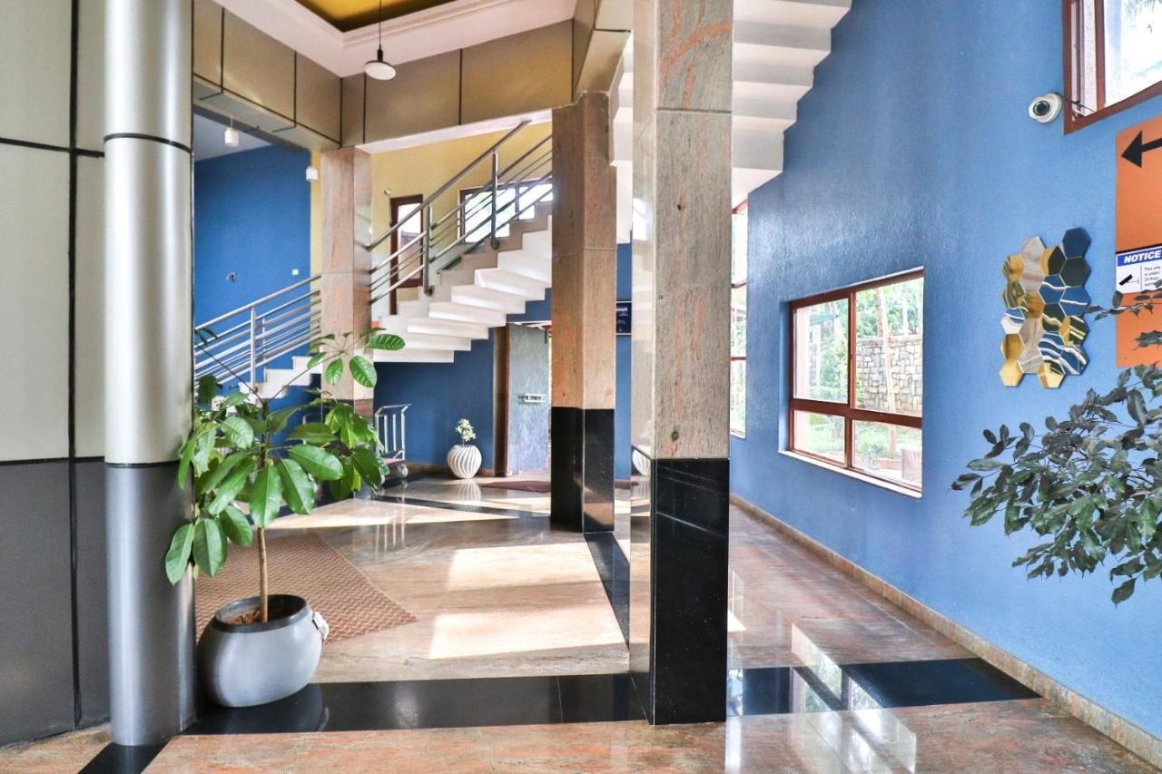 Palette - Holiday Palms Hotel Bangalore Luaran gambar