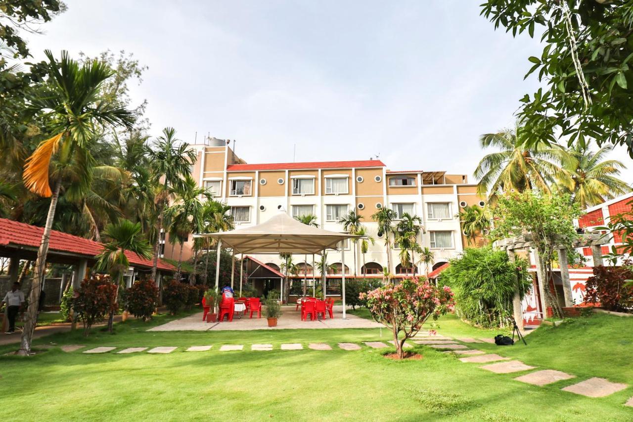 Palette - Holiday Palms Hotel Bangalore Luaran gambar
