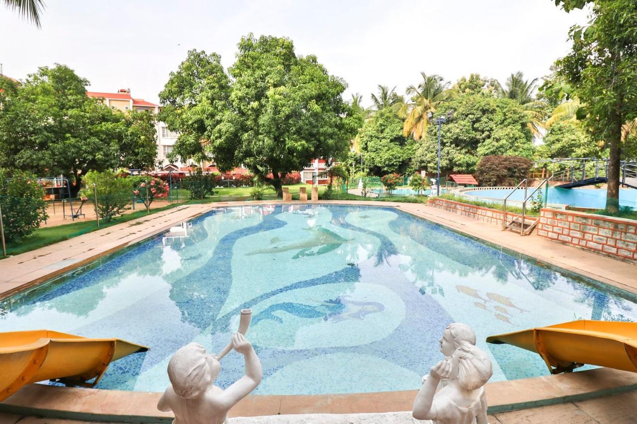 Palette - Holiday Palms Hotel Bangalore Luaran gambar