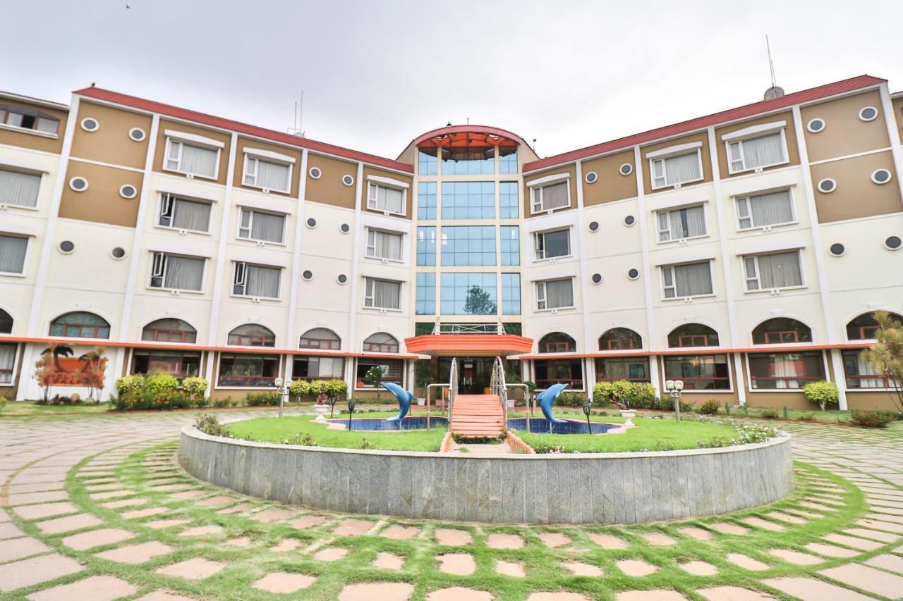 Palette - Holiday Palms Hotel Bangalore Luaran gambar