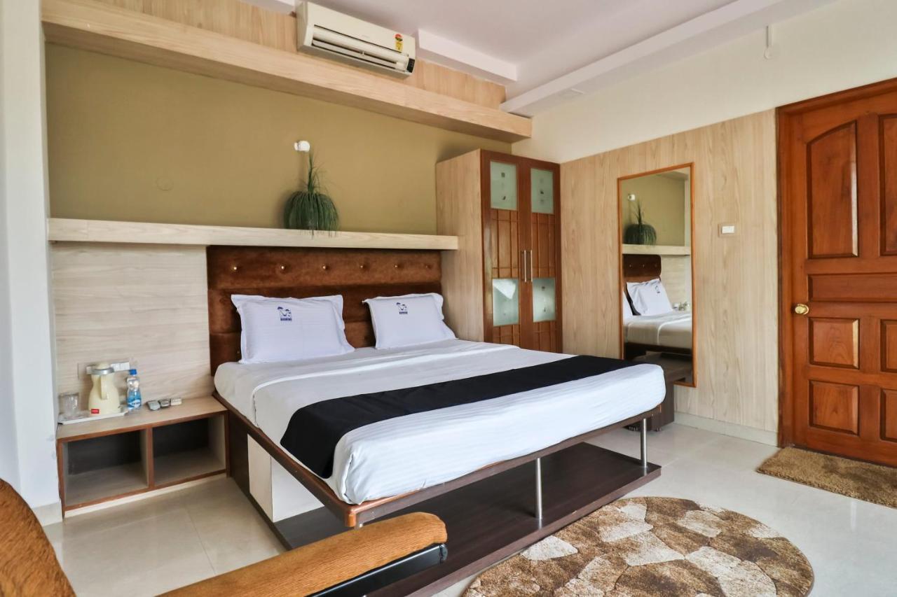 Palette - Holiday Palms Hotel Bangalore Luaran gambar
